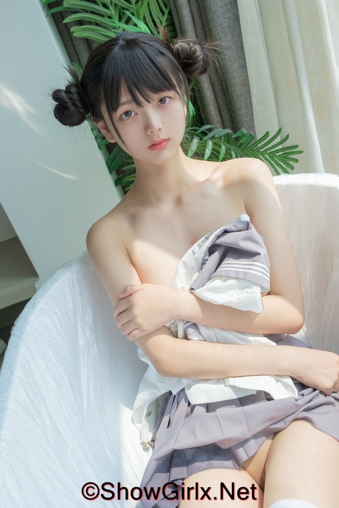 SGX_YEYE-03_82