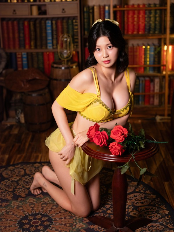 Jang Eun-bi_Costume_60