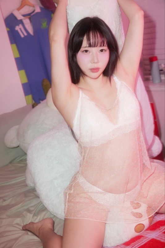 Myua_Peach Striker_12