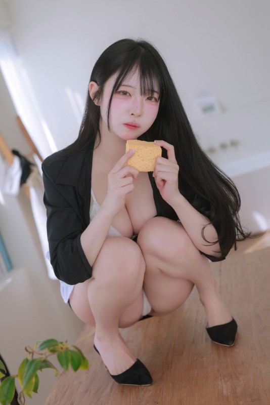 Momorina_Unauthorized Time_42