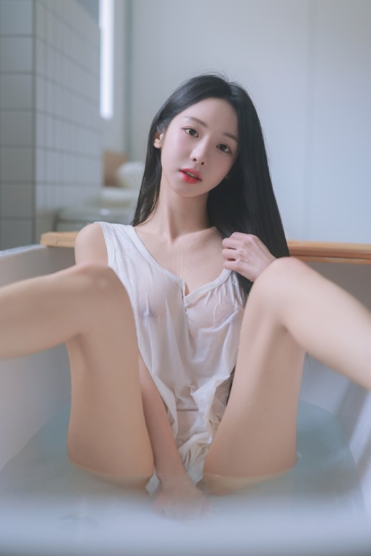 Fury_Kitchen Bathtub_110