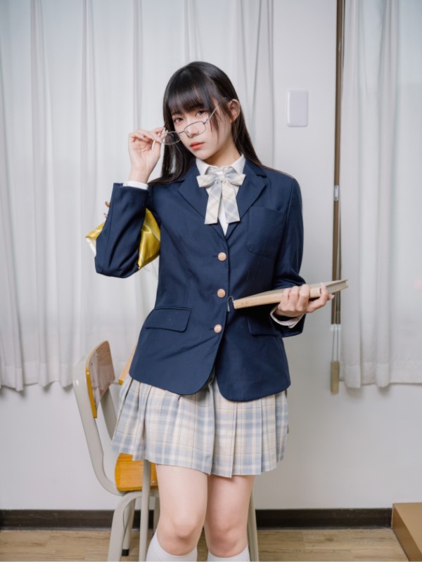LingChen_After School_2