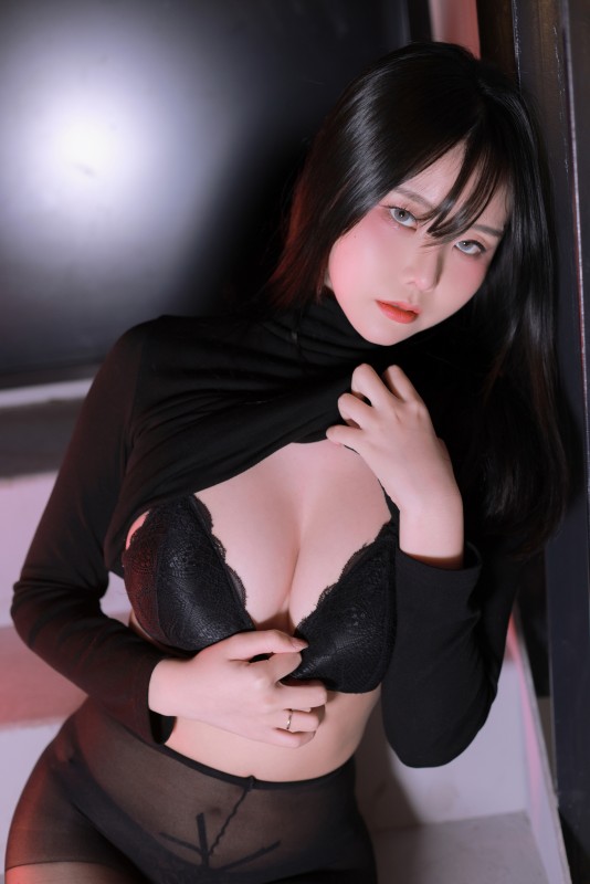 HaYoonAh_Stockings_35