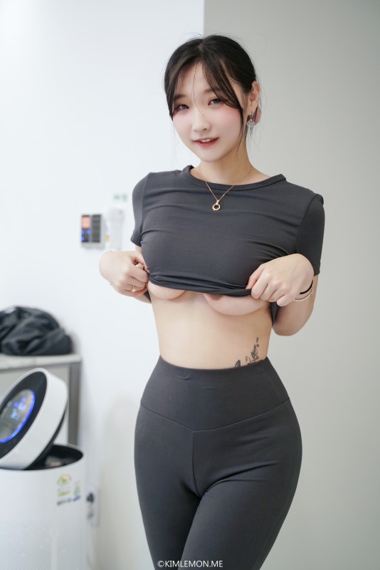 Yujin_V1_7