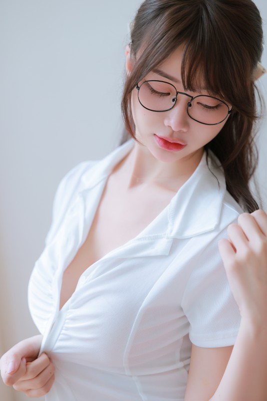 Tina_Office Look_12