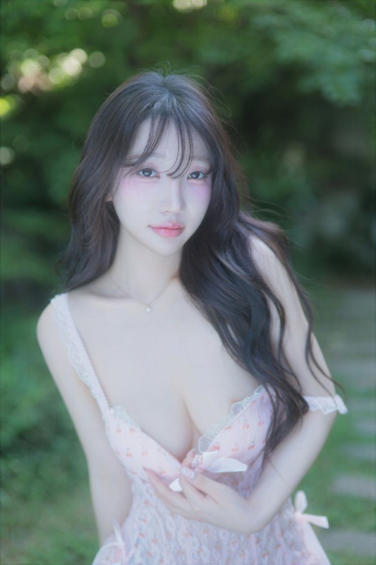 Ye Eun_Secret Garden_144