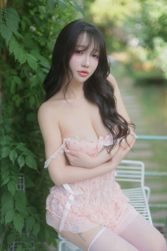 Ye Eun_Secret Garden_56